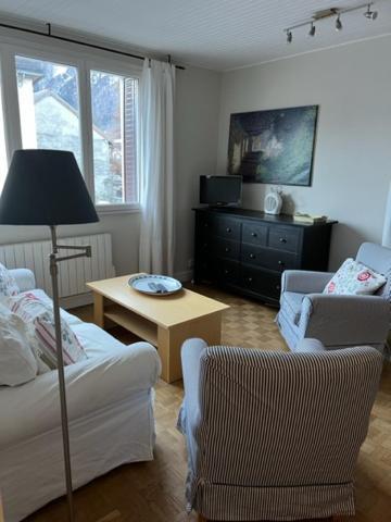 Superbe Appartement A Bourg D'Oisans Avec Terrasse Sud เลอบูร์-เดอัวซ็อง ภายนอก รูปภาพ